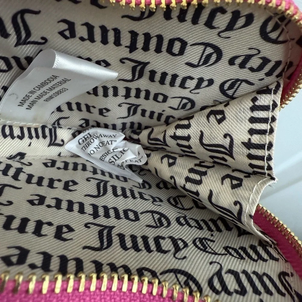 NWT Juicy Couture Pink Heart-Shaped Coin Purse
